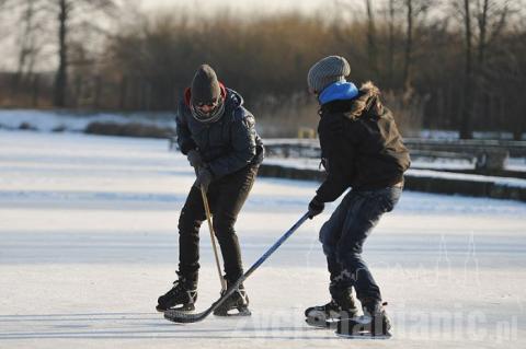 Miłośnicy łyżew mają gdzie pojeździć. Codziennie przez siedem dni w tygodniu będzie działać lodowisko na terenie Miejskiego Ośrodka Sportu i Rekreacji (ul. Bugaj 110).