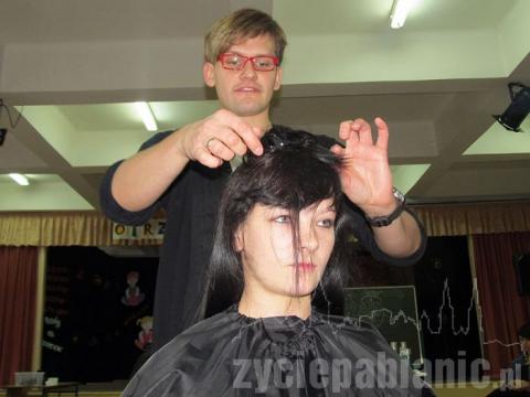 Nowe trendy fryzjerskie poznali uczniowie z Zespołu Szkół nr 3