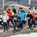 Kilkuset biegaczy wzięło udział w III Pabianickim Półmaratonie ZHP. Wcześniej kobiety ścigały się na szpilkach