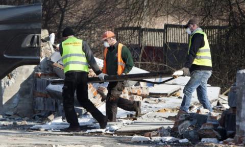 19 marca pracownicy wynajętej firmy wywieźli azbest.