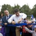 Dzieci z klasy 2i pomogły prezydentowi w oficjalnym otwarciu placu zabaw Nivea