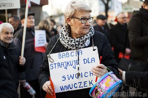 Czarny protest w Pabianicach