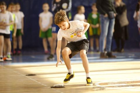 320 dzieciaków z pabianickich podstawówek rywalizuje w zawodach sportowych