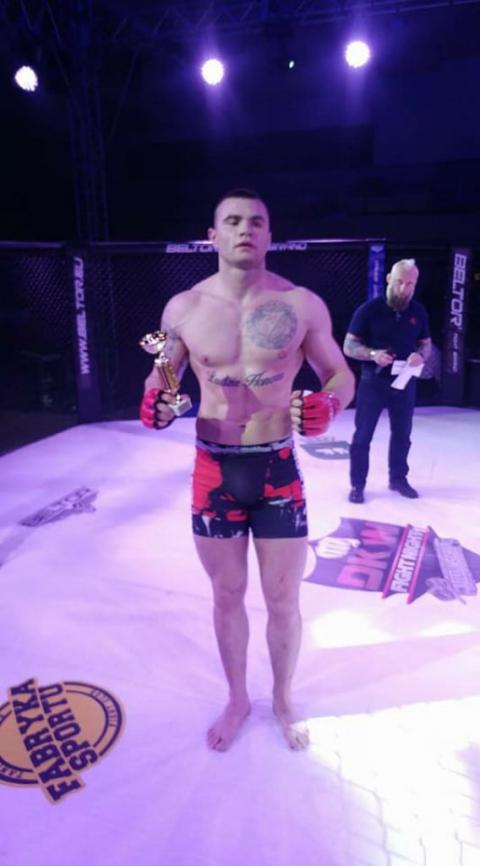 Marcin Filipczak wygrał w kat. 93 kg