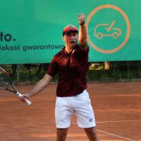 Sebastian Lisiecki wygrał Pabianicką Amatorską Ligę Tenisową Życie Pabianic