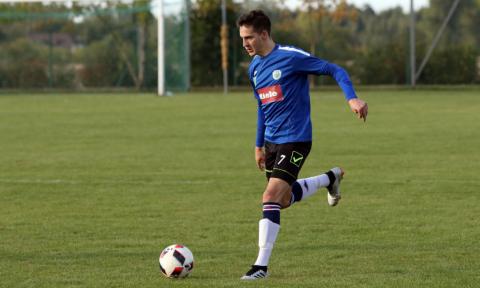 Piotr Szynka strzelił gola dla GKS Ksawerów Życie Pabianic