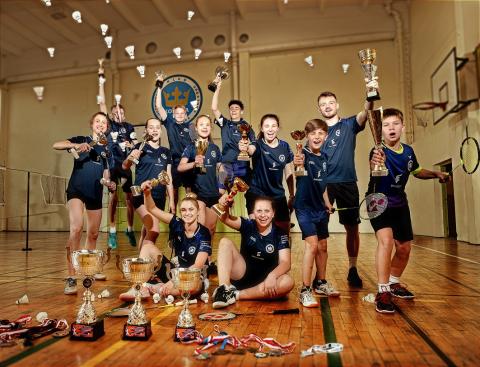 Badmintoniści Korony Pabianice grają o sprzęt wart 10.000 złotych Życie Pabianic
