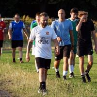 23  piłkarzy pojawiło się na pierwszym treningu Włókniarza Pabianice Życie Pabianic