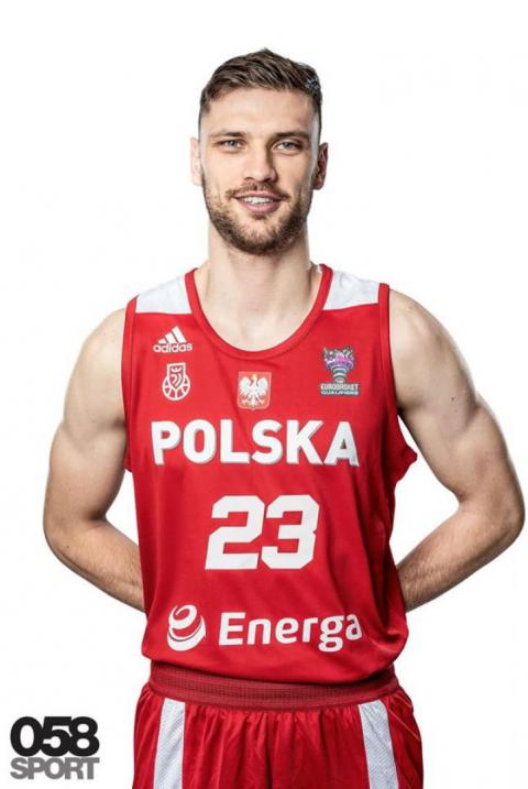 Pabianiczanin Michał Michalak rzucił 20 punktów dla reprezentacji Polski w meczu z Macedonią Północną Życie Pabianic