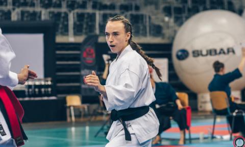Wiktoria Nowak wywalczyła trzy medale podczas mistrzostw Polski w karate Życie Pabianic