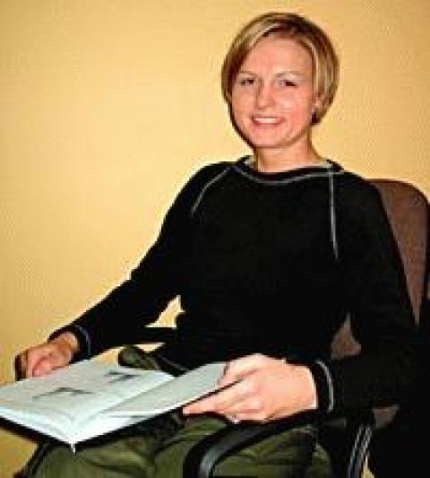 Ewelina Klupczewska ukończyła w Pabianicach Szkołę Podstawową nr 17. Dziś jest pielęgniarką z tytułem magistra