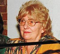Swoją pierwszą książkę Maria Czeladzka promowała w 2000 roku w Pabianicach