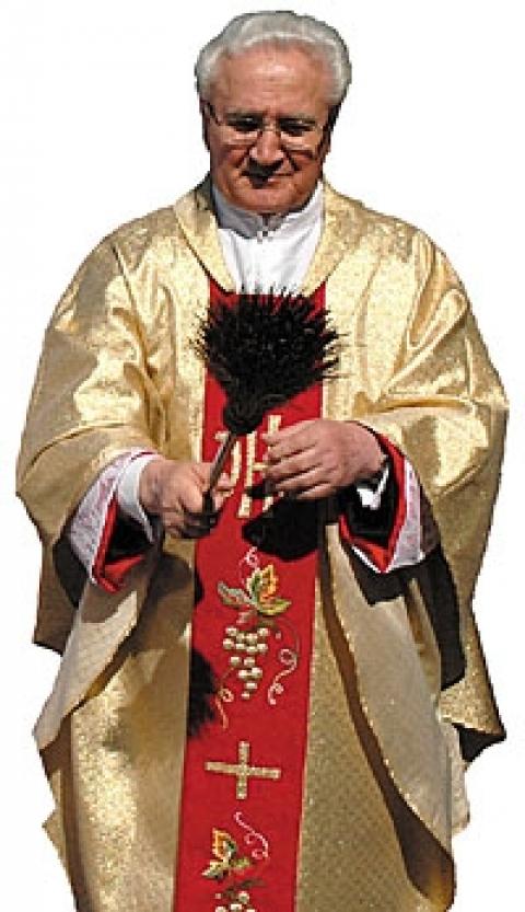 Ksiądz Jan Szuba, proboszcz parafii św. Mateusza