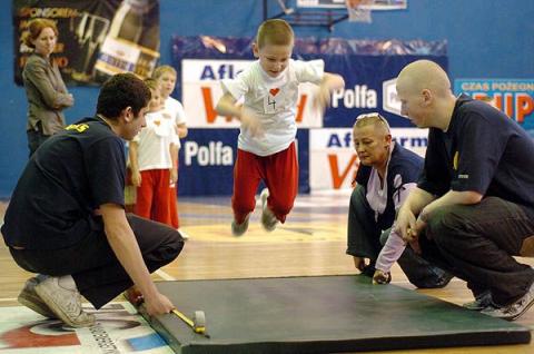 Dzieciaki z sześciu przedszkoli rywalizowały w olimpiadzie zorganizowanej w hali sportowej