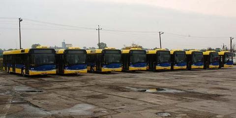 Autobusy stoją już w zajezdni na Lutomierskiej