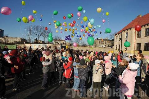 Dzieciaki z SP 5 wypuściły 100 balonów w ramach akcji UNICEF