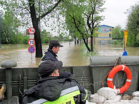 Strażacy z Pabianic walczyli z wielką wodą w Krakowie.
