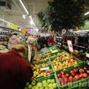 Blisko 200 osób przyszło na otwarcie nowego supermarketu przy ul . Myśliwskiej
