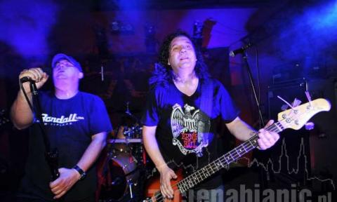 Po dwóch zespół Proletaryat zagrał koncert w Pabianicach. 