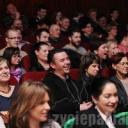 Pełna sala widzów oglądała występ kabaretu Ani Mru Mru w kinie Tomi. 