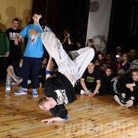 W ODK-u przy Orlej odbyły się ogólnopolskie zawody w tańcu breakdance.