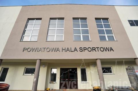 Na początku grudnia otwarta zostanie Powiatowa Hala Sportowa przy ul. św. Jana. 