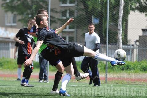 Nowa Wieś wygrała z Kioskiem w finale powiatowego turnieju piłkarskiego o puchar starosty