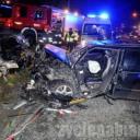 Wypadek volvo i fiata na prostej drodze w Porszewicach. Kierowca fiata poważnie ranny. 