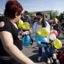 Rowerzyści dołączyli do uczestników obchodów pierwszomajowych i przemaszerowali pod pomnik Bojowników o Wolność i Wyzwolenie.