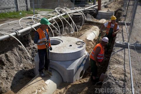 Za 1,5 miliona zł przebudowują kanalizację