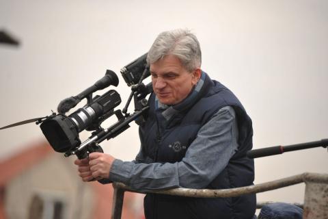 Zbigniew Gajlzer podczas kręcenia dokumentu o "Granicy"
