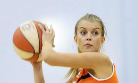 Natalia Piestrzyńska rzuciła 9 punktów silnej drużynie z Poznania
