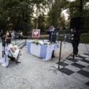 Latem ślub w parku wzięła szefowa Hufca ZHP. Udzielił jej go prezydent Mackiewicz