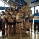 9 ekip pływackich z pabianickich szkół popłynęło w sztafecie. Imprezę zorganizowano w ramach WOŚP.