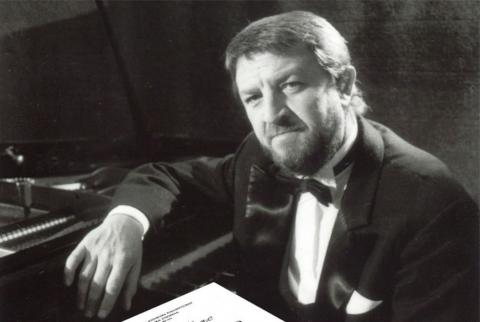 Karol Nicze ur. się w 1967 w Pabianicach 