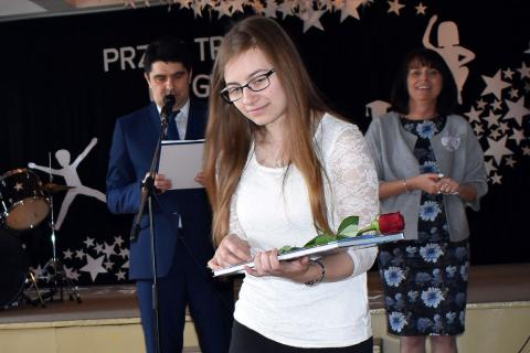 Maturzyści ZS 3 zakończyli rok szkolny Życie Pabianic