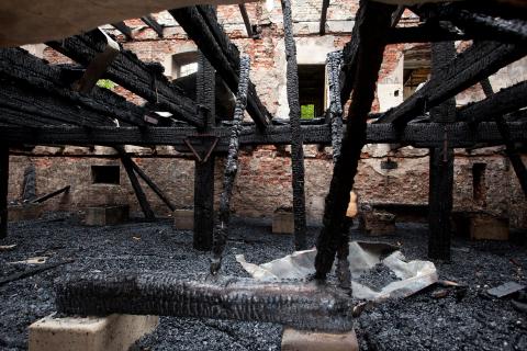 Zabytkowy młyn w Szynkielewie po pożarze Życie Pabianic