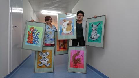 Obrazki dzieci z MOK ozdobią ściany pediatrii Życie Pabianic
