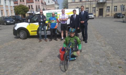 Krzysztof Jarzębski niepełnosprawny sportowiec w drodze do Berlina.