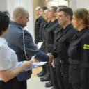 Ślubowanie nowo przyjętych policjantów odbyło się w auli Komendy Wojewódzkiej Policji w Łodzi