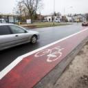 W mieście pojawia się coraz więcej udogodnień dla rowerzystów („sierżanty”, drogi rowerowe, śluza)