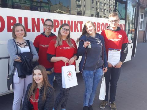 wolontariusze PCK Życie Pabianic