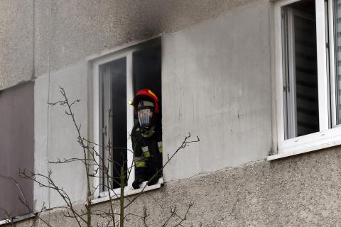 Pożar w bloku przy ulicy Dolnej Życie Pabianic