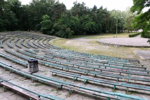 amfiteatr w parku wolności do rozbiórki Życie Pabianic