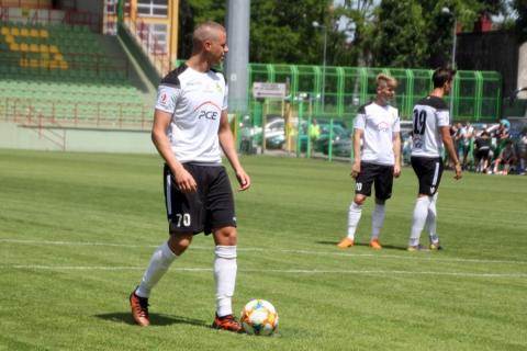 Artur Golański strzelił gola dla GKS Bełchatów Życie Pabianic