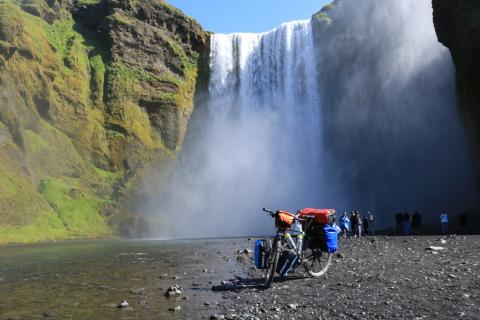 Rowerami dookoła Islandii