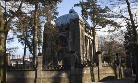 kaplica na cmentarzu ewangelickim mauzoleum Życie Pabianic