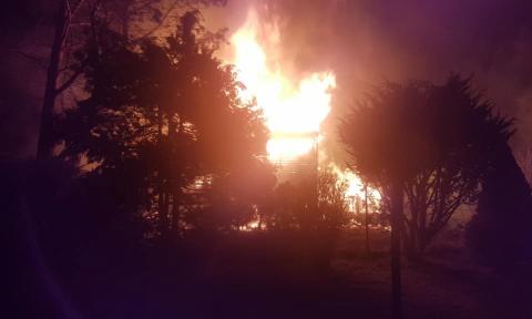 Płonął drewniany domek letniskowy Życie Pabianic