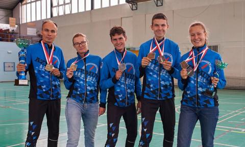Biegacze Azymutu wywalczyli 7 medali w mistrzostwach Polski Życie Pabianic