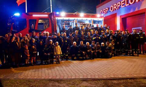 Strażacy cieszą się z nowego wozu bojowego Życie Pabianic